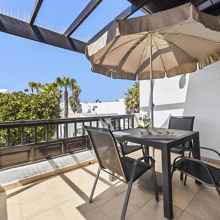 Casahost Bastian Boutique II Seaview Apartment Costa Teguise Exterior photo