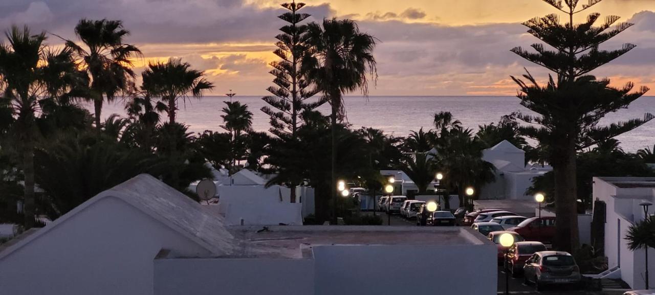 Casahost Bastian Boutique II Seaview Apartment Costa Teguise Exterior photo