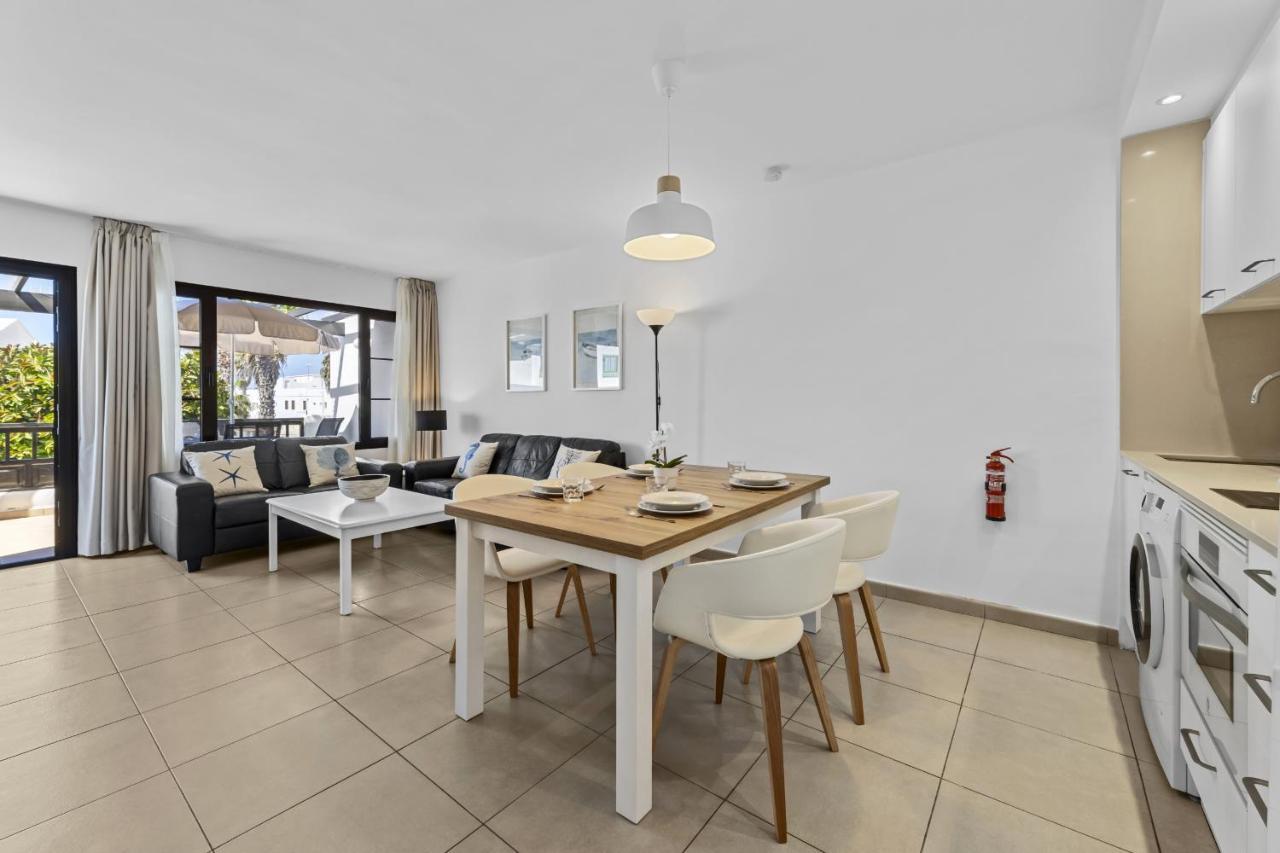 Casahost Bastian Boutique II Seaview Apartment Costa Teguise Exterior photo